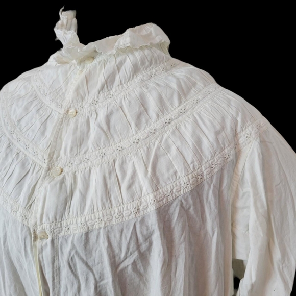 Antique 1850s 1860s White Nightgown Civil War Era Cotton Robe Eyelet Drop Sleeve - Picture 4 of 16